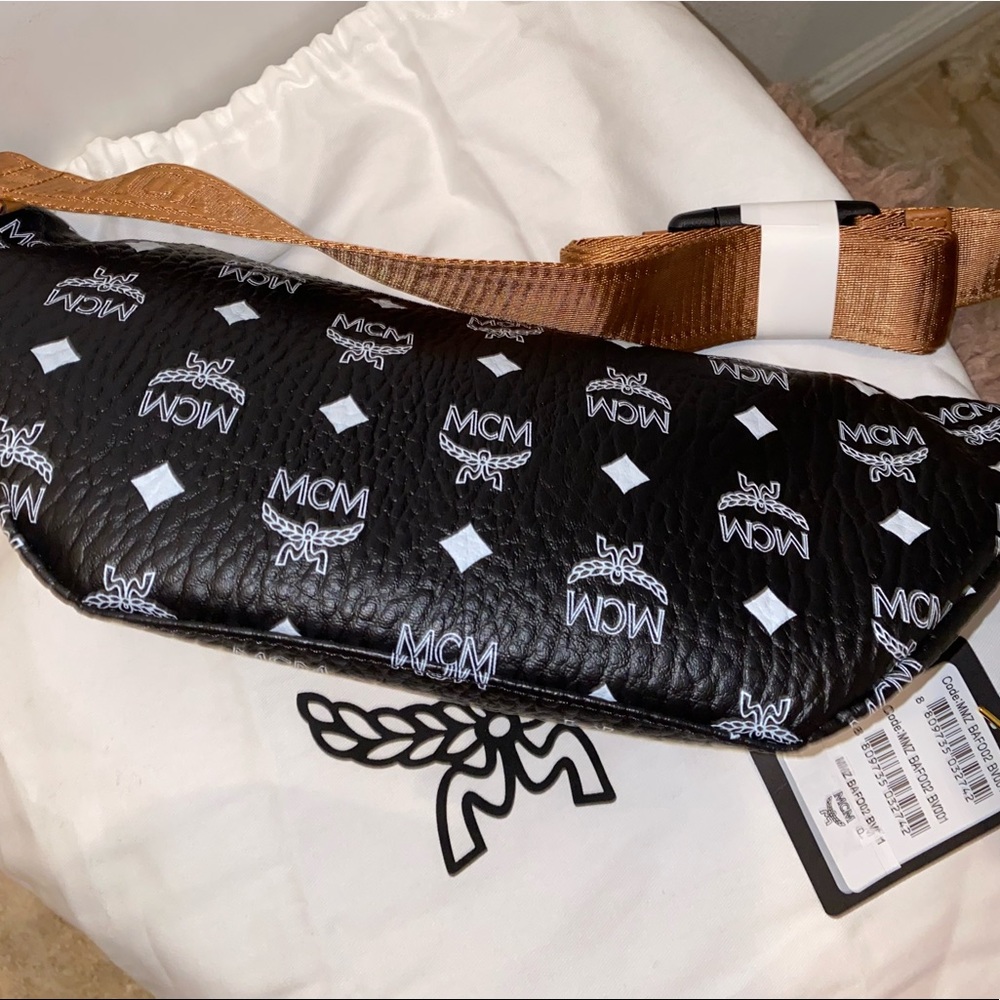 New💕MCM Visetos Belt Bag 💕 - Picture 2 of 6